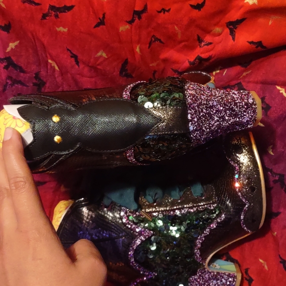 Modcloth Something wicked boot with bat detail size 5.5 - Picture 5 of 14